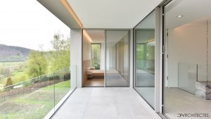 036-Roodt-Villa-Luxe-Luxembourg-CFA-CFArchitectes-Marbre-Minimal windows-Curtain wall-villa