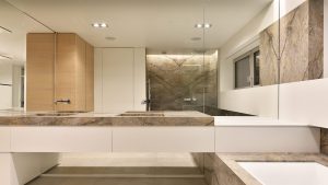 Roodt-Villa-Haut-standing-Architecte-CFA-CFArchitectes-Luxembourg-Luxe-bathroom-corian-marbre-miroir